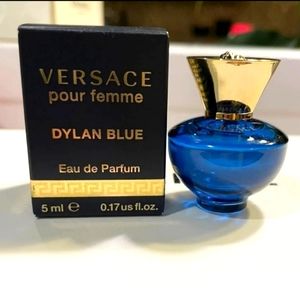 Versace pour femme dylan blue brand new! 5 mL travel size